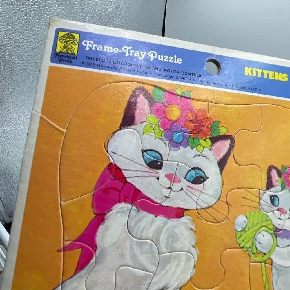 Lot of 2 Frame tray puzzles 1973 printed in USA.